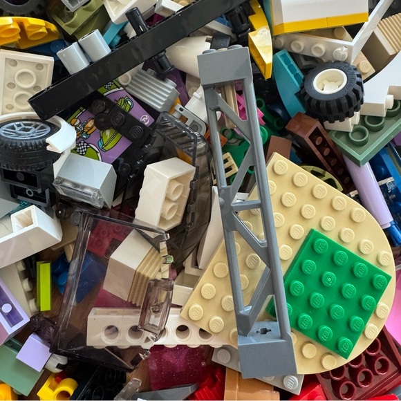 Lego Lot 5LB set Mixed Random pieces - Picture 1 of 9